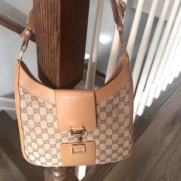 Gucci Vintage Handbag Monogram Gold Hardware - Picture 1 of 16